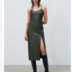 NWT ZARA SIZE M FAUX LEATHER SHEATH MIDI DRESS